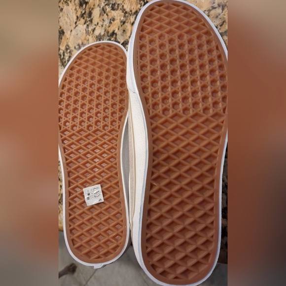 Not my style. - Picture 3 of 3